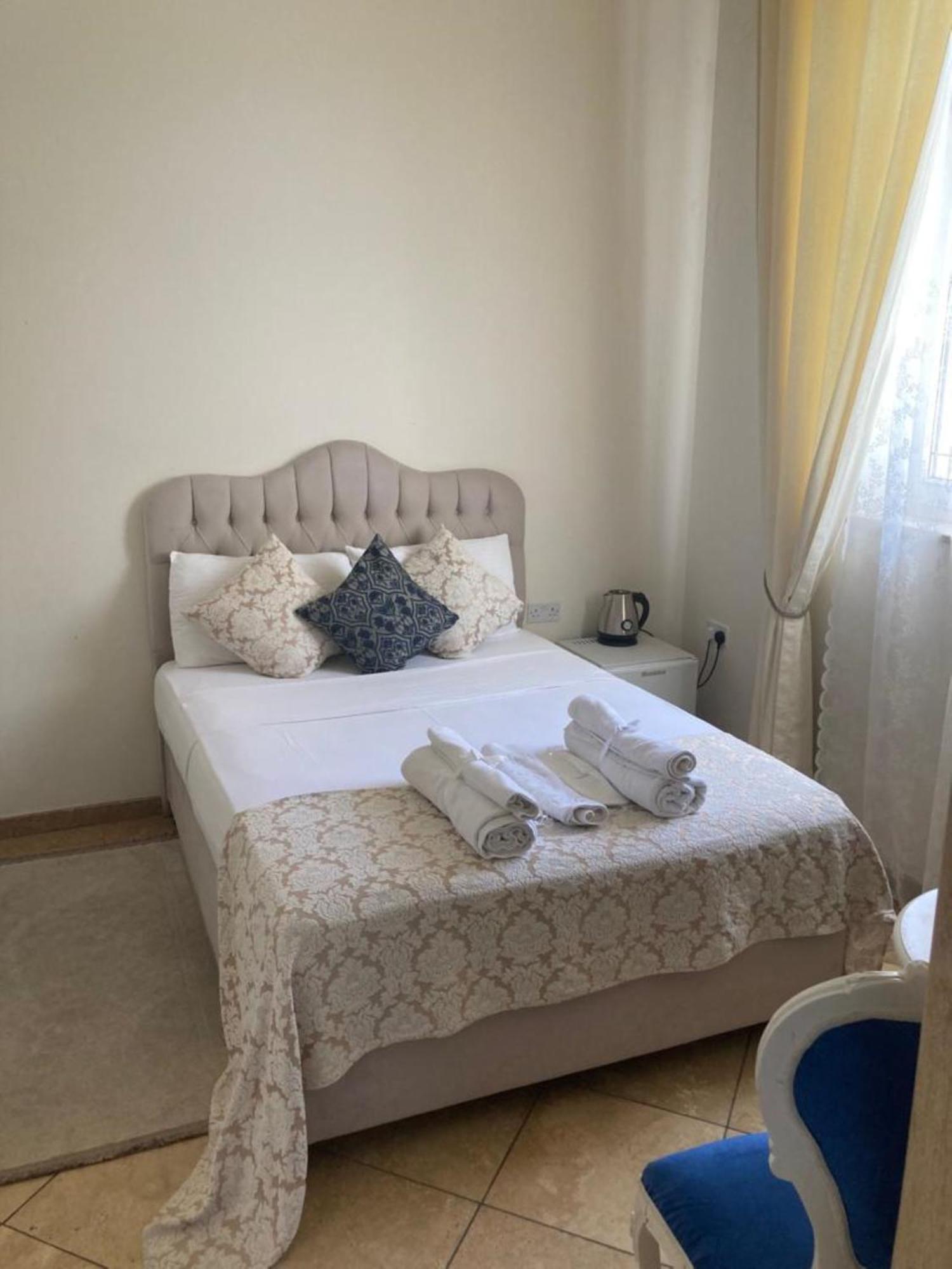 Lord'S Residence Boutique Hotel Kyrenia  Exterior foto